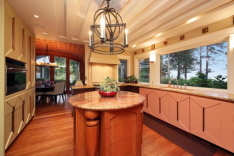 Whidbey Island Headland's Custom Kitchen Cabinets